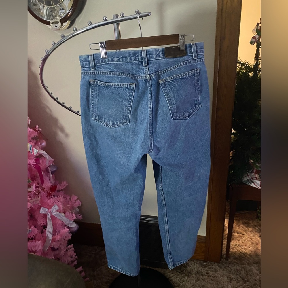Liz Claiborne Women’s Low Waisted Blue Jeans - Picture 3 of 4